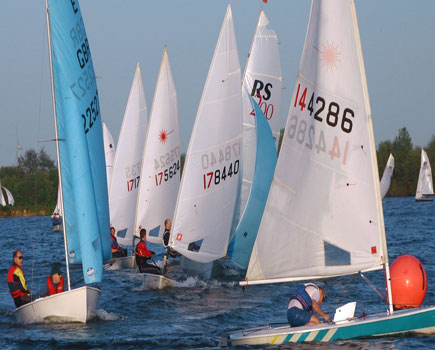 Burghfield Sailing Club